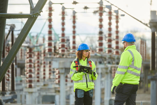 Best Emergency Electrical Repair  in Flence, OR